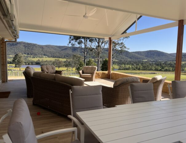 HighGrove Lodge luxury Hunter valley accommoation for 10 people